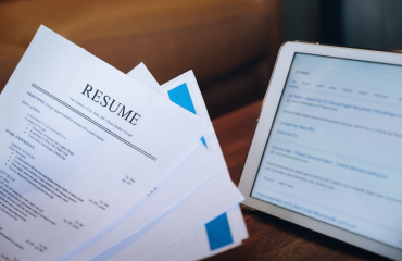Resume & CV untuk Melamar Kerja